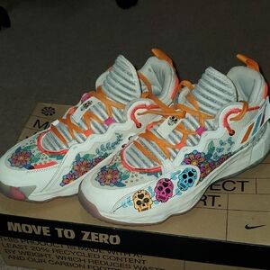 Nike Kids Floral Sneakers - White and Orange